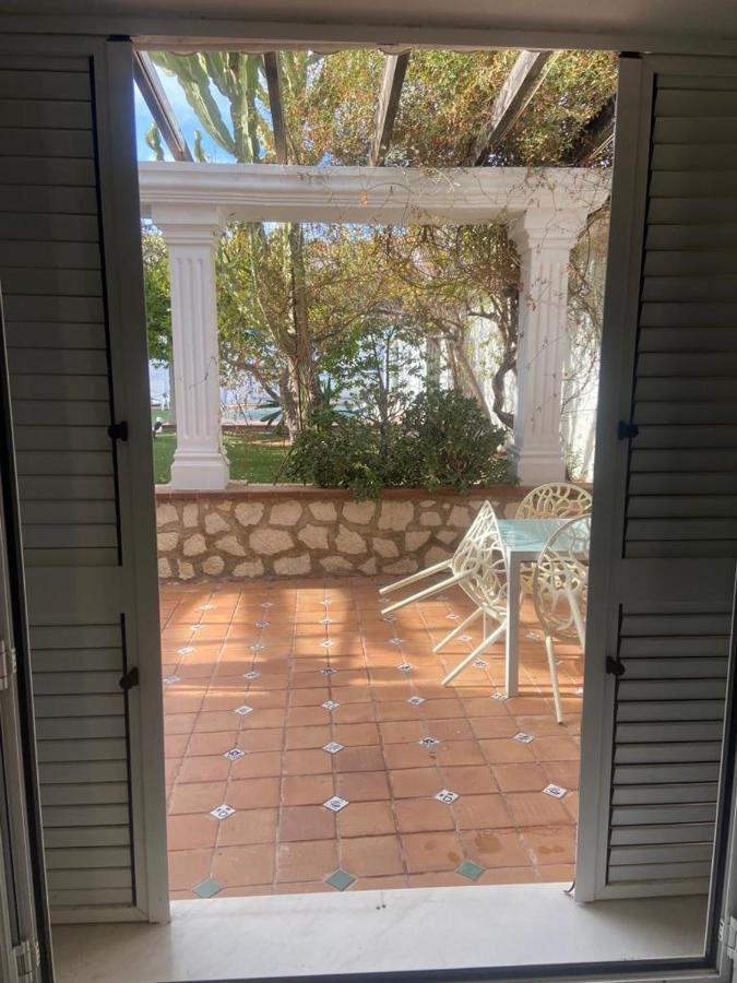 16:9 Los Molinos Suites Almería Extérieur photo