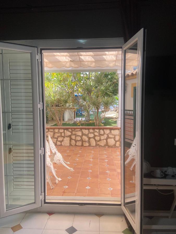 16:9 Los Molinos Suites Almería Extérieur photo